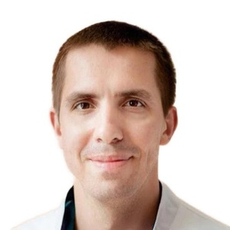 Краснов Артем Александрович, стоматолог-терапевт