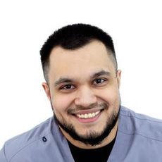 Иминов Амир Магомедджамилович, стоматолог-терапевт