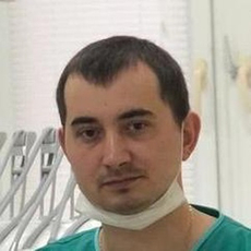 Ивахненко Александр Владимирович, стоматолог-терапевт