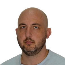 Кузнецов Анатолий Александрович, стоматолог-терапевт