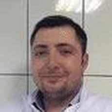 Зенков Максим Анатольевич, стоматолог-хирург