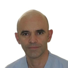 Оганесян Артур Вальтерович, стоматолог-терапевт