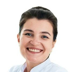Адамова Екатерина Андреевна, стоматолог-терапевт