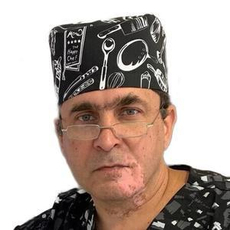 Мукумов Виктор Викторович, стоматолог-терапевт