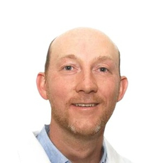 Шерстнев Виктор Михайлович, онколог