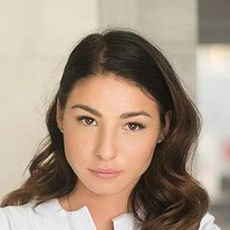 Залукаева Анастасия Валерьевна, стоматолог-хирург