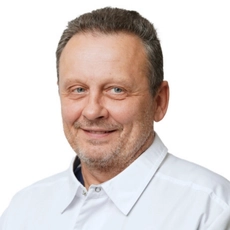 Ивах Евгений Николаевич, пародонтолог