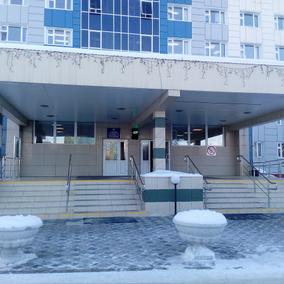 Сургутская окружная больница на Энергетиков, фото №1