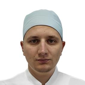 Павлов Михаил Юрьевич, стоматолог-хирург