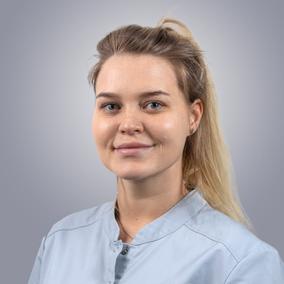 Гончарова (Козлова) Мария Владимировна, стоматолог-терапевт