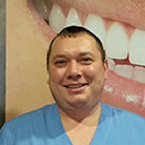 Дроздов Денис Александрович, стоматолог-терапевт