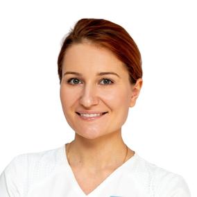 Лабутова Анна Васильевна, стоматолог-терапевт
