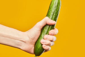 Что делать, если эрекция не проходит?