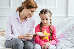 Можно ли давать ребенку парацетамол и ибупрофен одновременно?