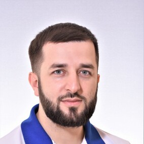 Кадыров Абу-Бакар Арбиевич, стоматолог-терапевт