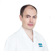 Иванов Иван Валерьевич, стоматолог-хирург