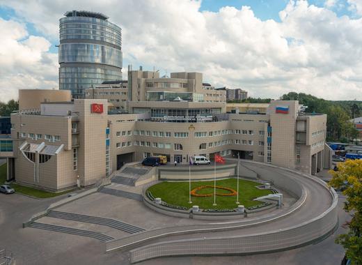Поликлиника Алмазова на Аккуратова, фото №1