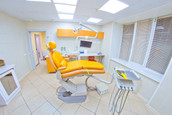 Стоматологическая клиника низких цен на Учительской, фото №2