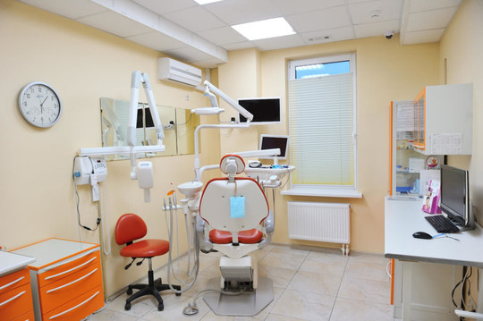 Стоматология RigaDent на Ильинском, фото №1