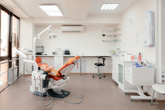 Ультра-Дент на Республики, фото №1