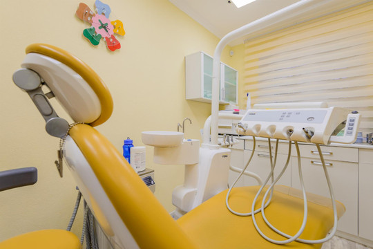 Стоматология ПломбIR, фото №1