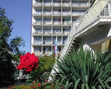 Санаторий имени Ломоносова на Серафимовича, фото №1