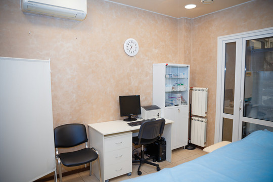 Клиника Дерматоонкологии и Косметологии (ДОК), медицинский центр, косметология, медицинская лаборатория, клиника дерматологии на Юлюса Янониса, фото №1