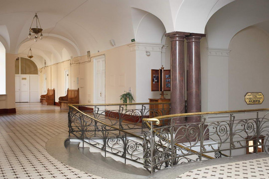 Поликлиника НИИ акушерства и гинекологии им. Отта, фото №1