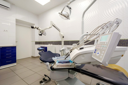 Universe Smile на Авиационной, фото №1