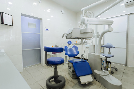 Лидер Дент на Ломоносова, фото №1