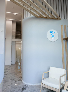 Испанский стоматологический центр, фото №1