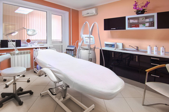 Клиника эстетической медицины Light Cliniс на Георгия Димитрова, фото №1