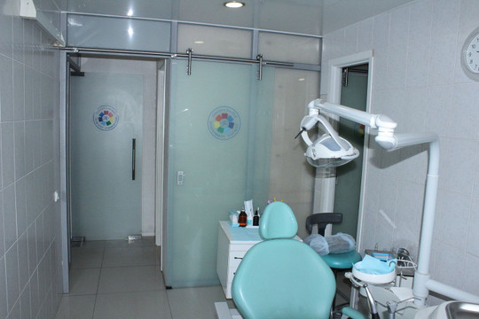 Стоматология Санкт Мориц на Энгельса, фото №1