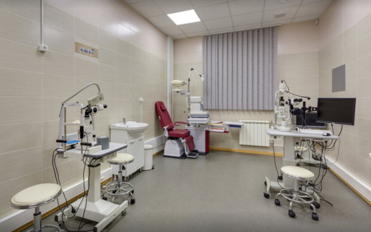 Центр диагностики и лечения сетчатки глаза, фото №1