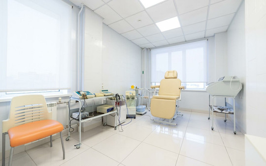 Консультативно-диагностический центр ННИИТ на Залесского, фото №1