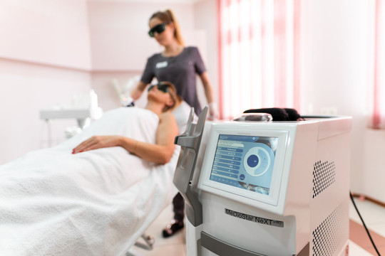 Люма клиник на Дуси Ковальчук, фото №1