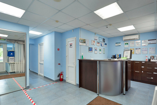 Мэйн Клиник на Латышских Стрелков, фото №1