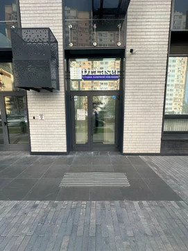 Dr. Laser на Маргелова, фото №1