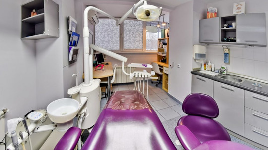 СибДент на Химиков, фото №1