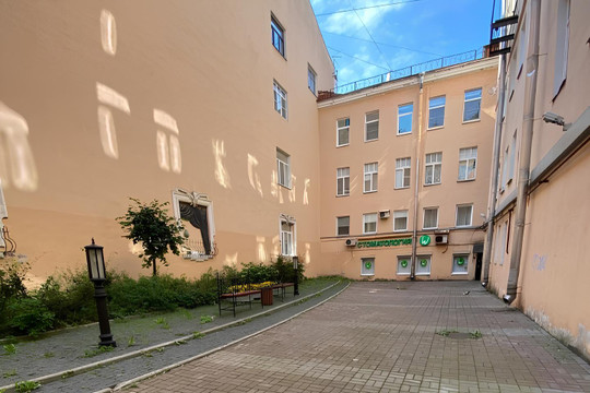 Стомадеус на Большой Конюшенной, фото №1