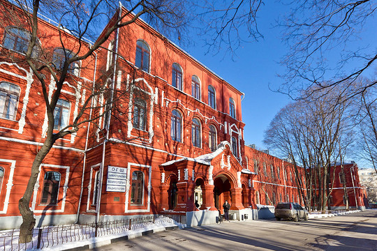 Городская клиническая больница им. Братьев Бахрушиных, фото №1