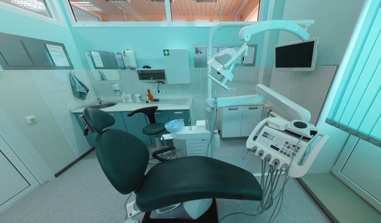 Стоматологическая фирма Астра на Новгородской, фото №1