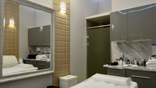 REFRESH на Цветном-2, фото №1