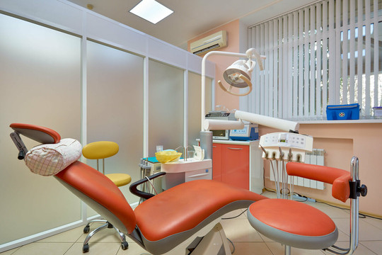 Din Dental Clinic на Космонавтов, фото №1