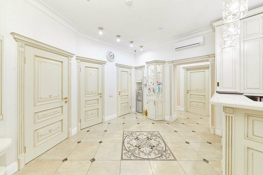 Центр эстетической косметологии Ларус на 50 лет Октября, фото №1