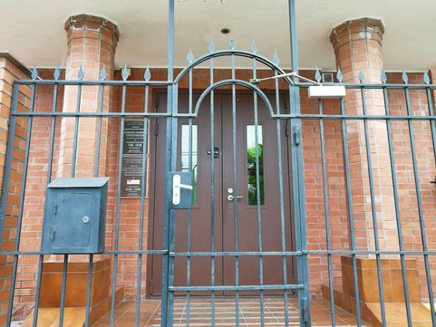 Клиника лазерной стоматологии проф. Рисованного на Кирова, фото №1