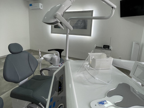 Имплант dentistry на Цезаря Куникова, фото №1