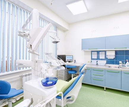 Центр стоматологии и имплантологии на Физической, фото №1