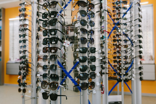 Центр охраны зрения на Бутина, фото №1