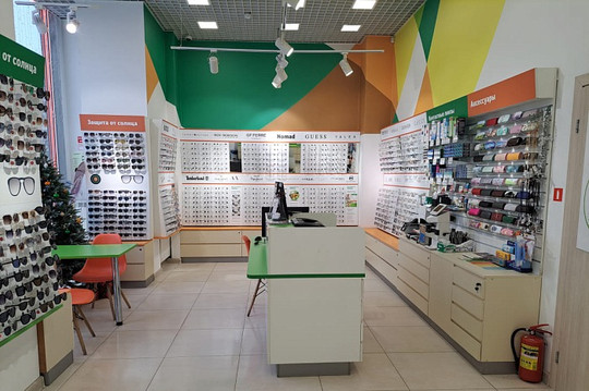 Счастливый взгляд на Московском 195, фото №1